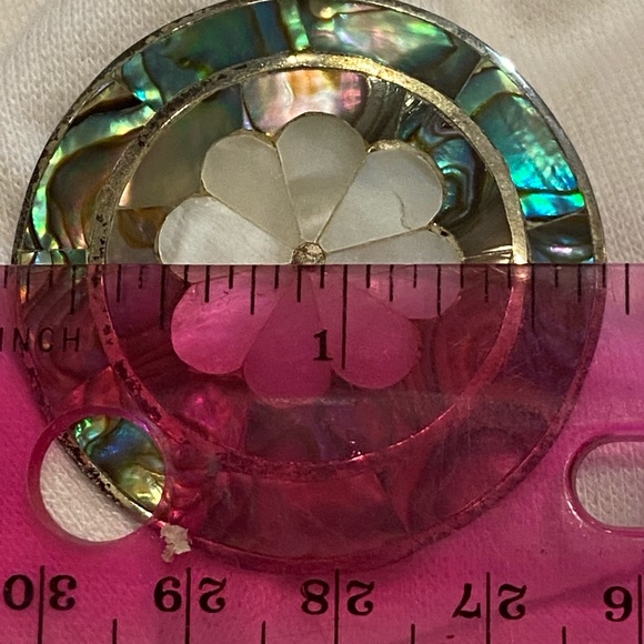 Shell 🐚 inlay silver brooch - Picture 3 of 5